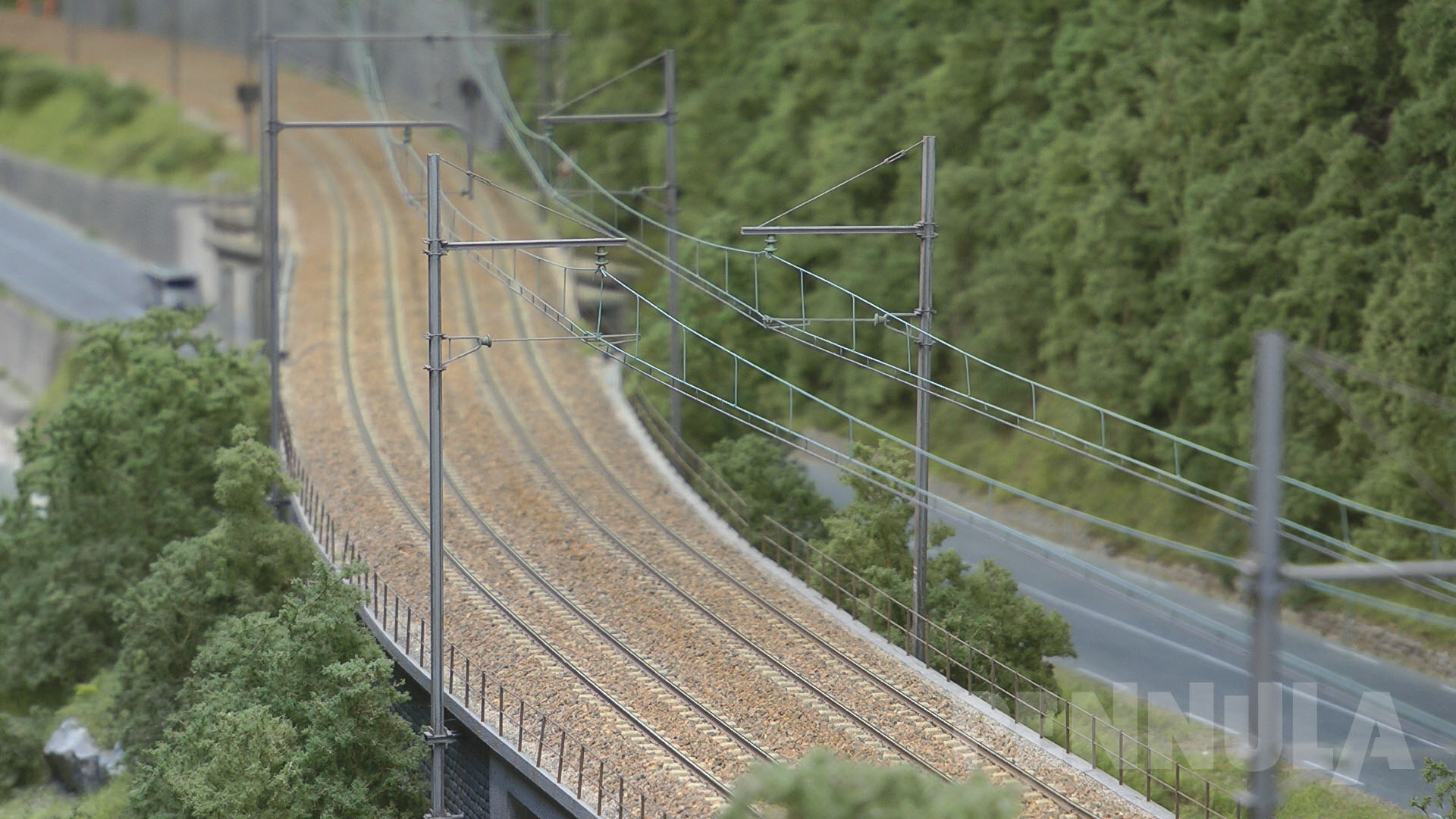 Täuschend echte Modellbahn-Anlage der SNCF von Thomas Gallé (On TraXS 2024)